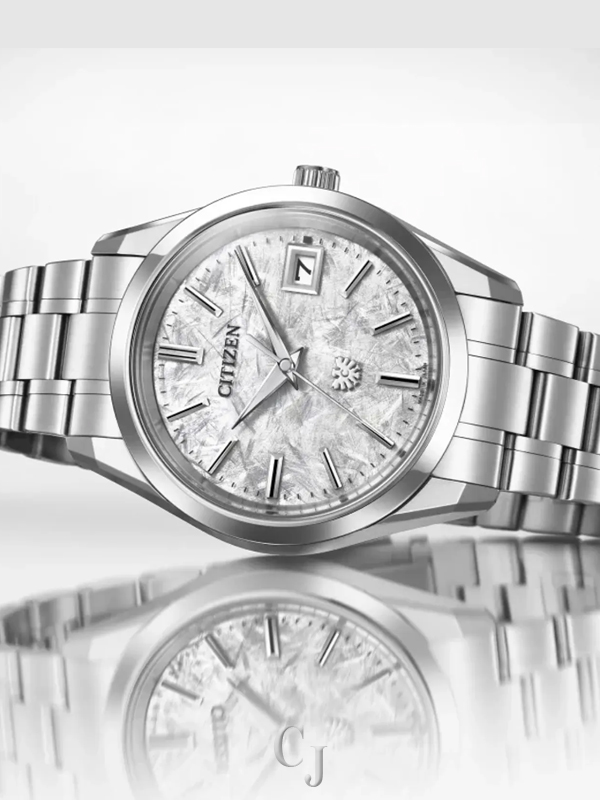 CITIZEN SILVER-TONE DIAL SUPER TITANIUM WATCH AQ4100-57B - Image 4